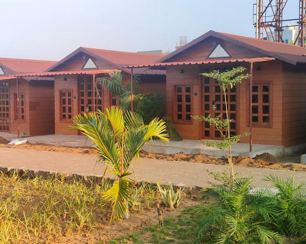 Nirvana Resort And Restaurant Garudeshwar Ngoại thất bức ảnh