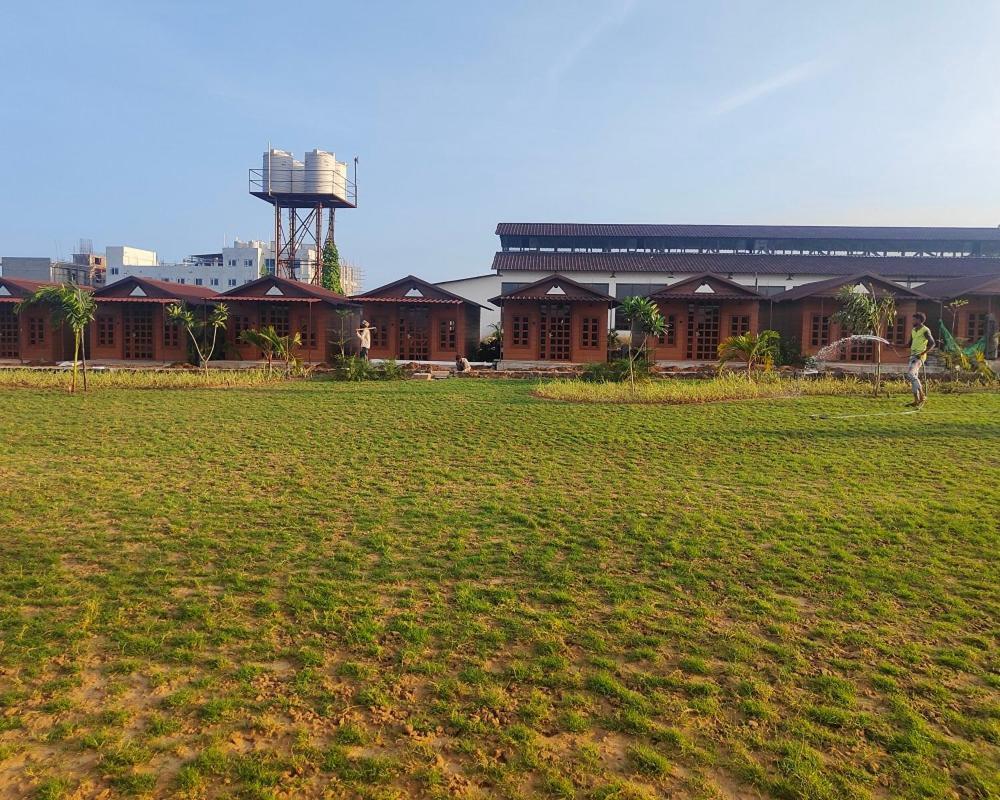 Nirvana Resort And Restaurant Garudeshwar Ngoại thất bức ảnh