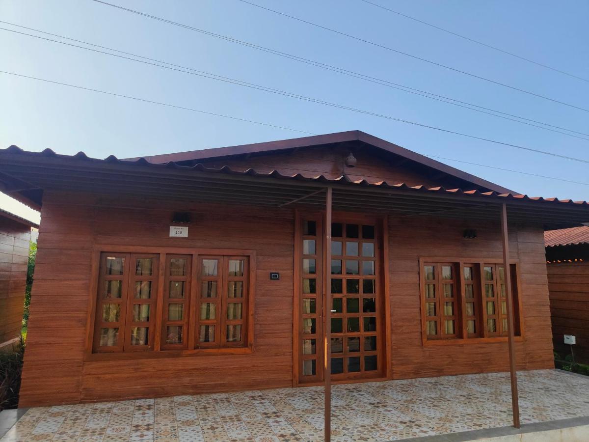 Nirvana Resort And Restaurant Garudeshwar Ngoại thất bức ảnh